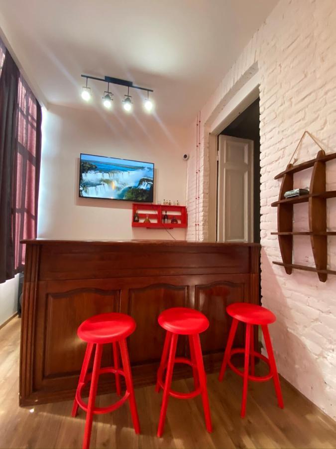 Апартаменти Red Door Тбілісі Екстер'єр фото